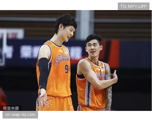 深圳终结上海九连胜 团队篮球深度抗衡明星阵容 深圳终结上海九连胜 团队篮球深度抗衡明星阵容